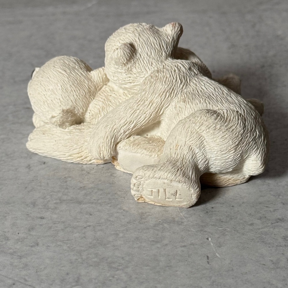 Alaska Polar Pals Jack Jill Polar Bear Resin Figurine Sculpture Twin Cubs Bears - Picture 8 of 15